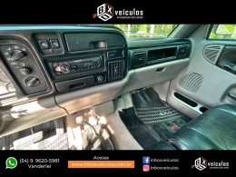 DODGE - RAM - 1995/1995 - Preta - R$ 139.900,00