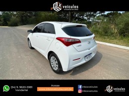 HYUNDAI - HB20 - 2014/2015 - Branca - R$ 47.900,00