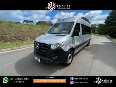 MERCEDES-BENZ - SPRINTER - 2021/2022 - Prata - R$ 259.900,00