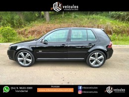 VOLKSWAGEN - GOLF - 2008/2009 - Preta - R$ 45.900,00