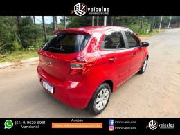 FORD - KA - 2016/2017 - Vermelha - R$ 40.900,00