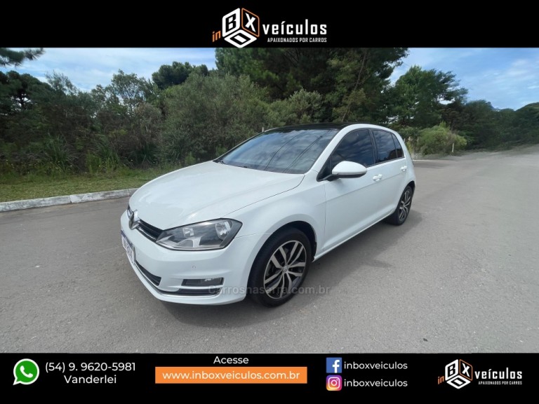 VOLKSWAGEN - GOLF - 2013/2014 - Branca - R$ 82.900,00