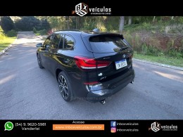 BMW - X1 - 2022/2022 - Preta - R$ 225.900,00