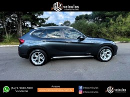 BMW - X1 - 2015/2015 - Cinza - R$ 93.900,00