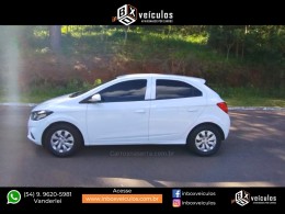 CHEVROLET - ONIX - 2017/2017 - Branca - R$ 53.900,00