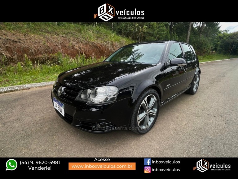 VOLKSWAGEN - GOLF - 2008/2009 - Preta - R$ 45.900,00