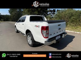 FORD - RANGER - 2017/2018 - Branca - R$ 151.900,00