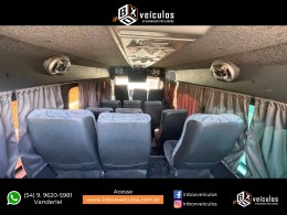 RENAULT - MASTER - 2012/2013 - Branca - R$ 105.900,00