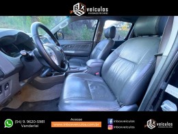 TOYOTA - HILUX - 2012/2012 - Preta - R$ 125.900,00