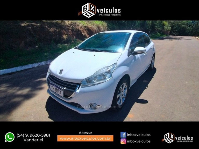 PEUGEOT - 208 - 2015/2016 - Branca - R$ 42.900,00