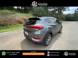 HYUNDAI - TUCSON - 2016/2017 - Cinza - R$ 95.900,00