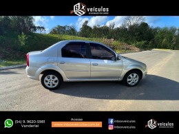 RENAULT - LOGAN - 2012/2012 - Prata - R$ 24.900,00