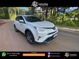 TOYOTA - RAV4 - 2018/2018 - Branca - R$ 127.900,00