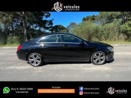 MERCEDES-BENZ - CLA 200 - 2016/2016 - Preta - R$ 119.900,00