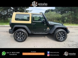 JEEP - WRANGLER - 2009/2010 - Verde - R$ 167.000,00