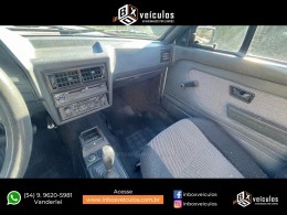 VOLKSWAGEN - SAVEIRO - 1988/1988 - Prata - R$ 42.900,00