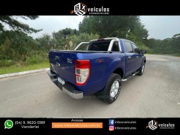 FORD - RANGER - 2012/2013 - Azul - R$ 104.900,00