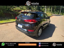 HYUNDAI - TUCSON - 2020/2021 - Preta - R$ 120.900,00