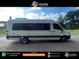 MERCEDES-BENZ - SPRINTER - 2016/2017 - Branca - R$ 190.000,00