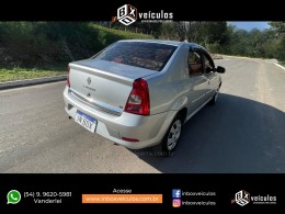 RENAULT - LOGAN - 2012/2012 - Prata - R$ 26.900,00